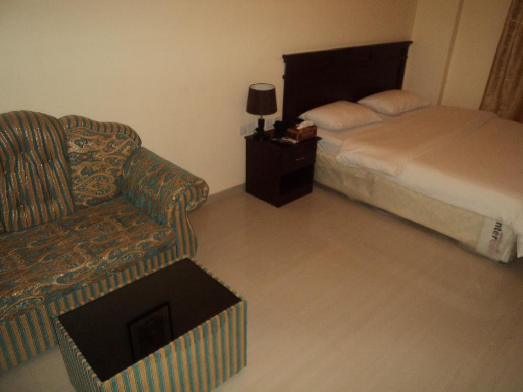 Taj Al Arab Hotel Al Burimi Al Buraimi Bilik gambar